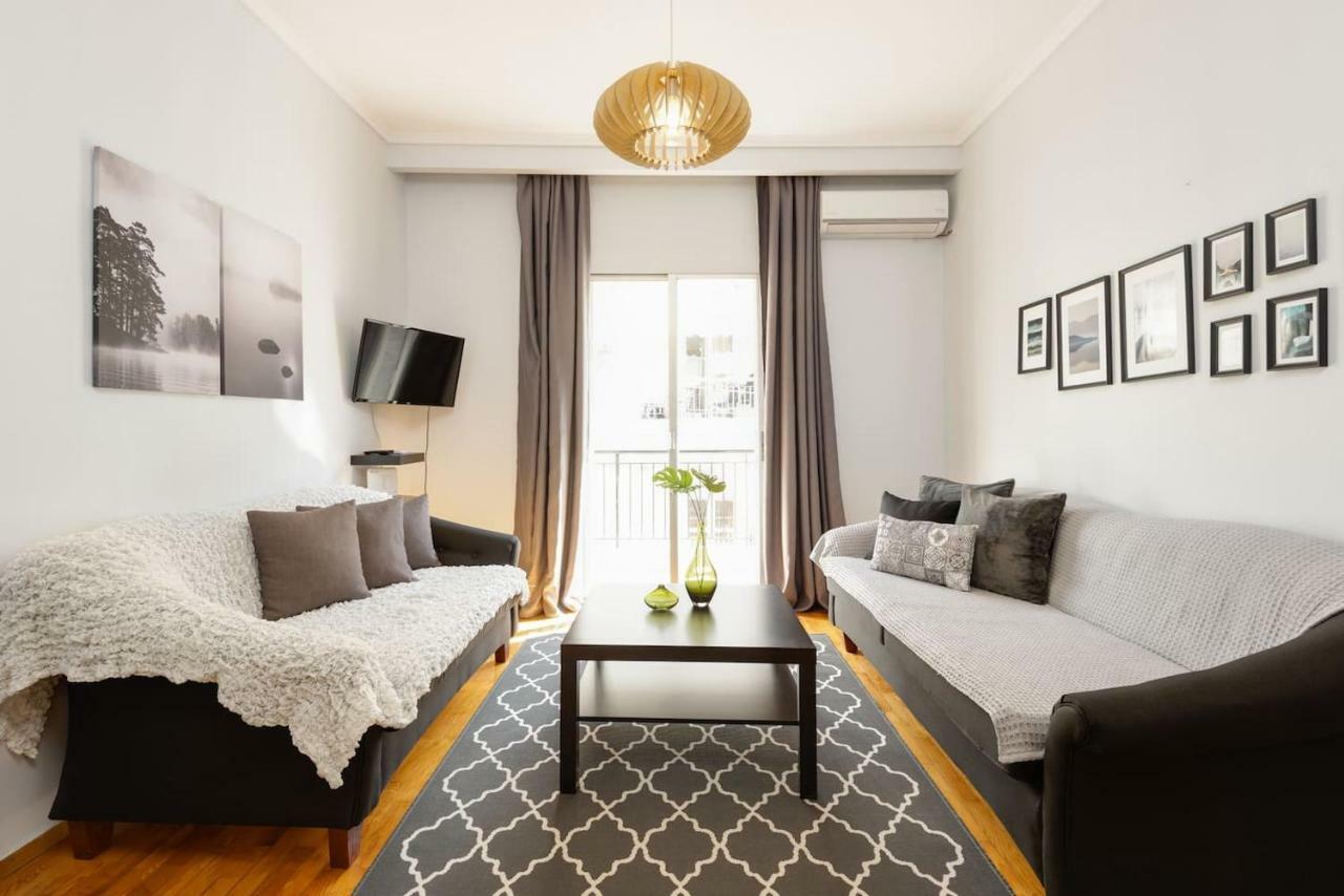 Upscale And Spacious 3Br Home Salonicco Esterno foto