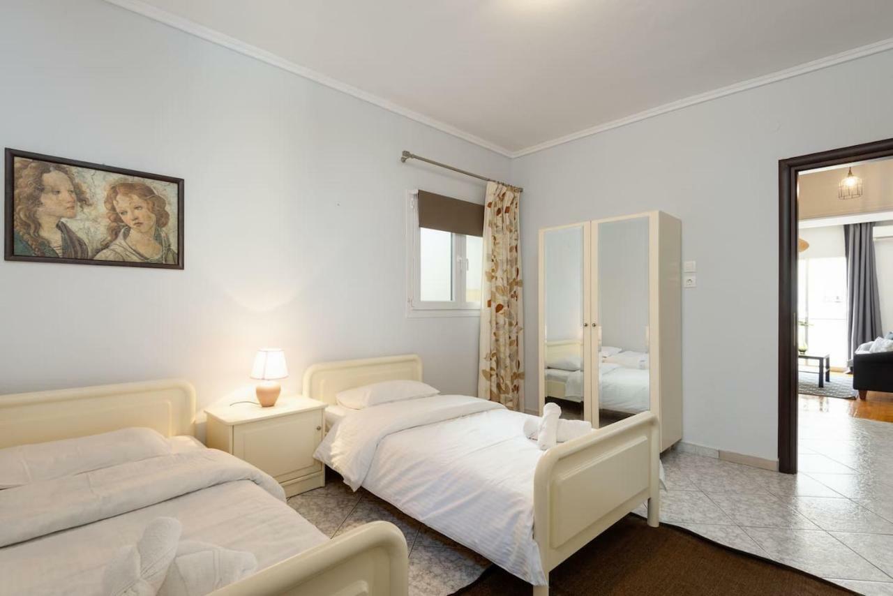Upscale And Spacious 3Br Home Salonicco Esterno foto